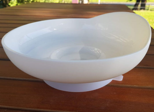 Adaptive scoop plate in white with suction base, 18.5cm wide shallow design for independent eating, seniors and limited mobility NZ