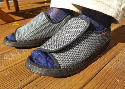 "George's Gateways" unisex adjustable comfort slippers